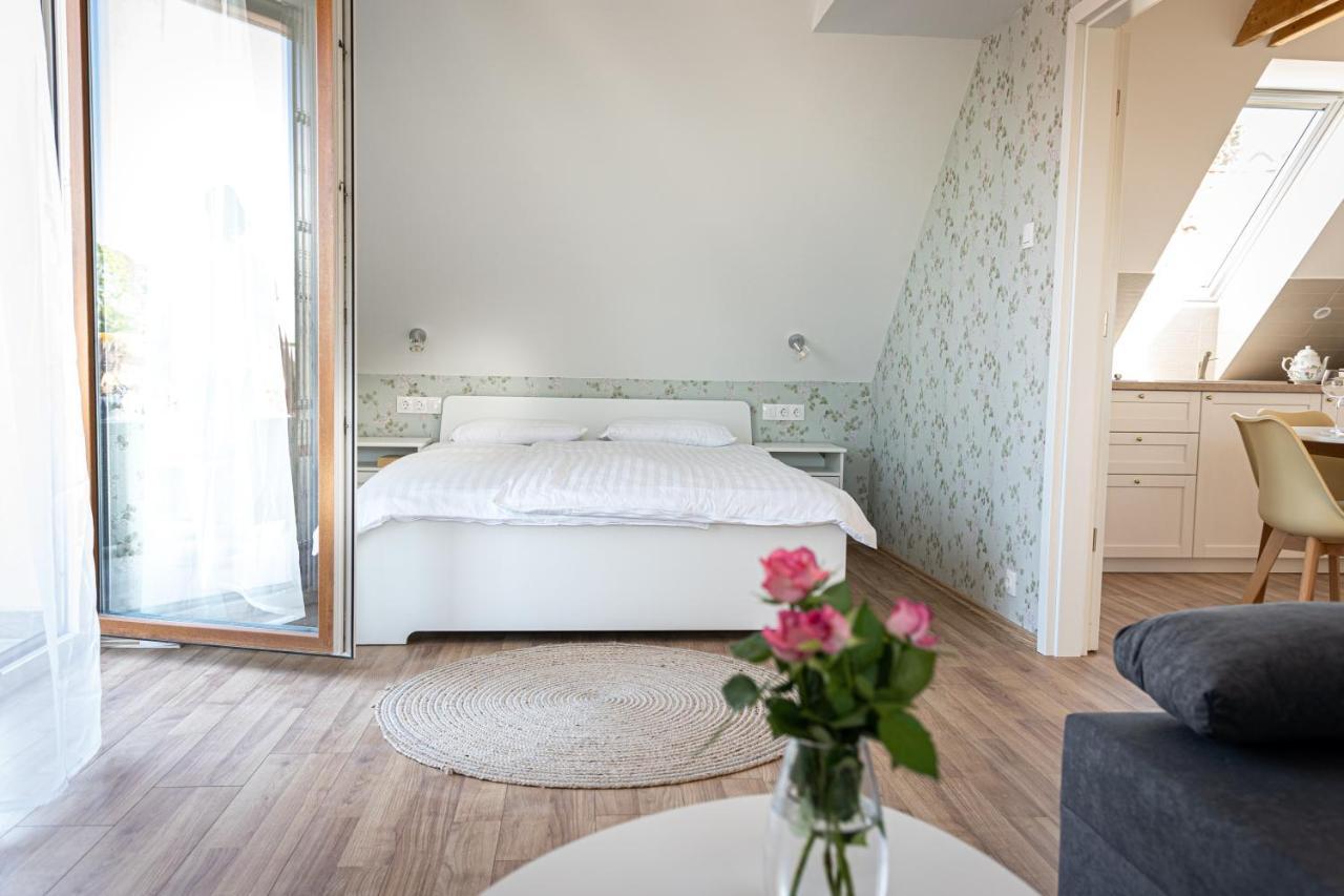 Szigligeti Mandula Kert Vendeghaz Apartment Екстериор снимка