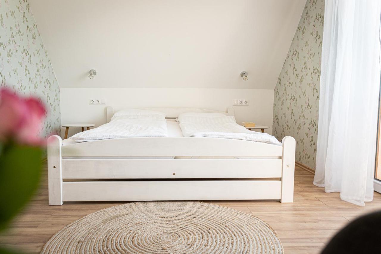 Szigligeti Mandula Kert Vendeghaz Apartment Екстериор снимка
