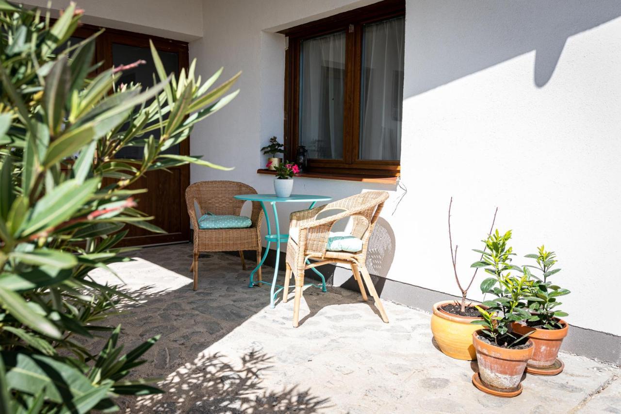 Szigligeti Mandula Kert Vendeghaz Apartment Екстериор снимка