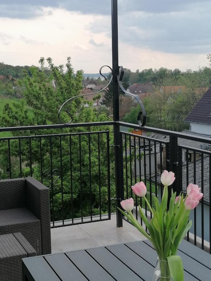 Szigligeti Mandula Kert Vendeghaz Apartment Екстериор снимка